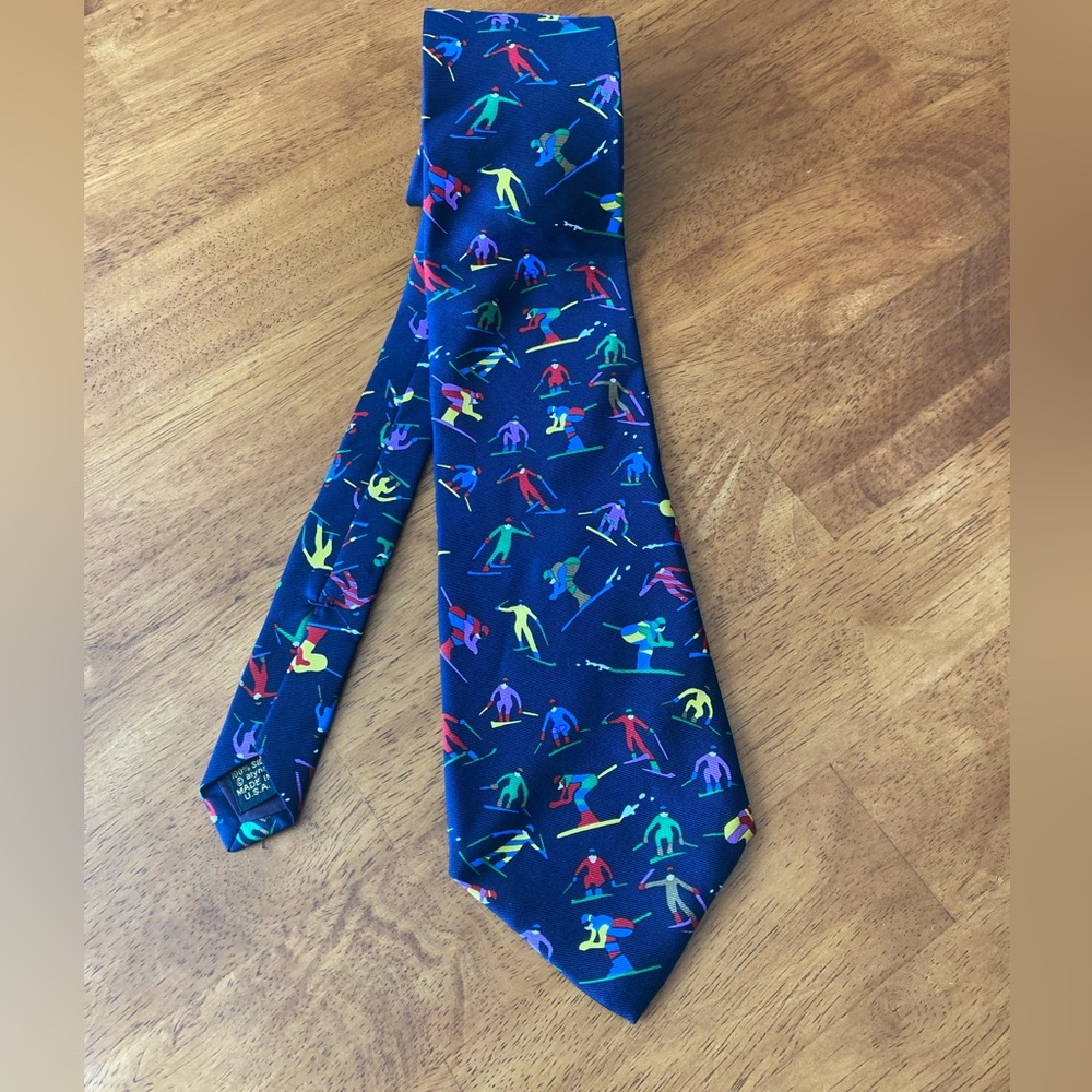 Alynn Neckwear "Downhill" 100% Silk Tie